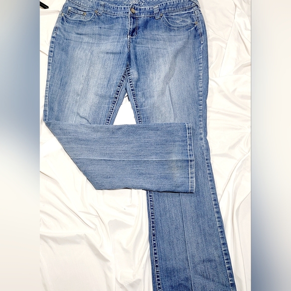 Maurices Plus Size Denim Jeans Womens Size 20 Long - Picture 3 of 9